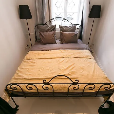 Mono Budapest
