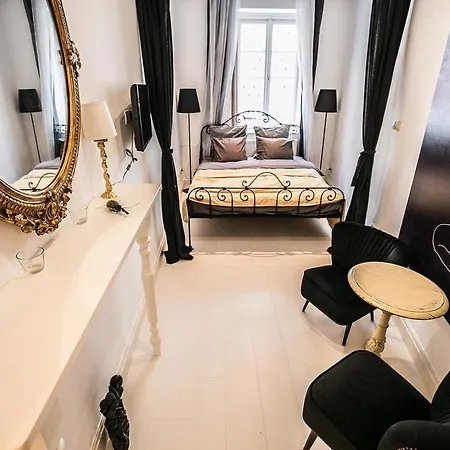 Mono Budapest